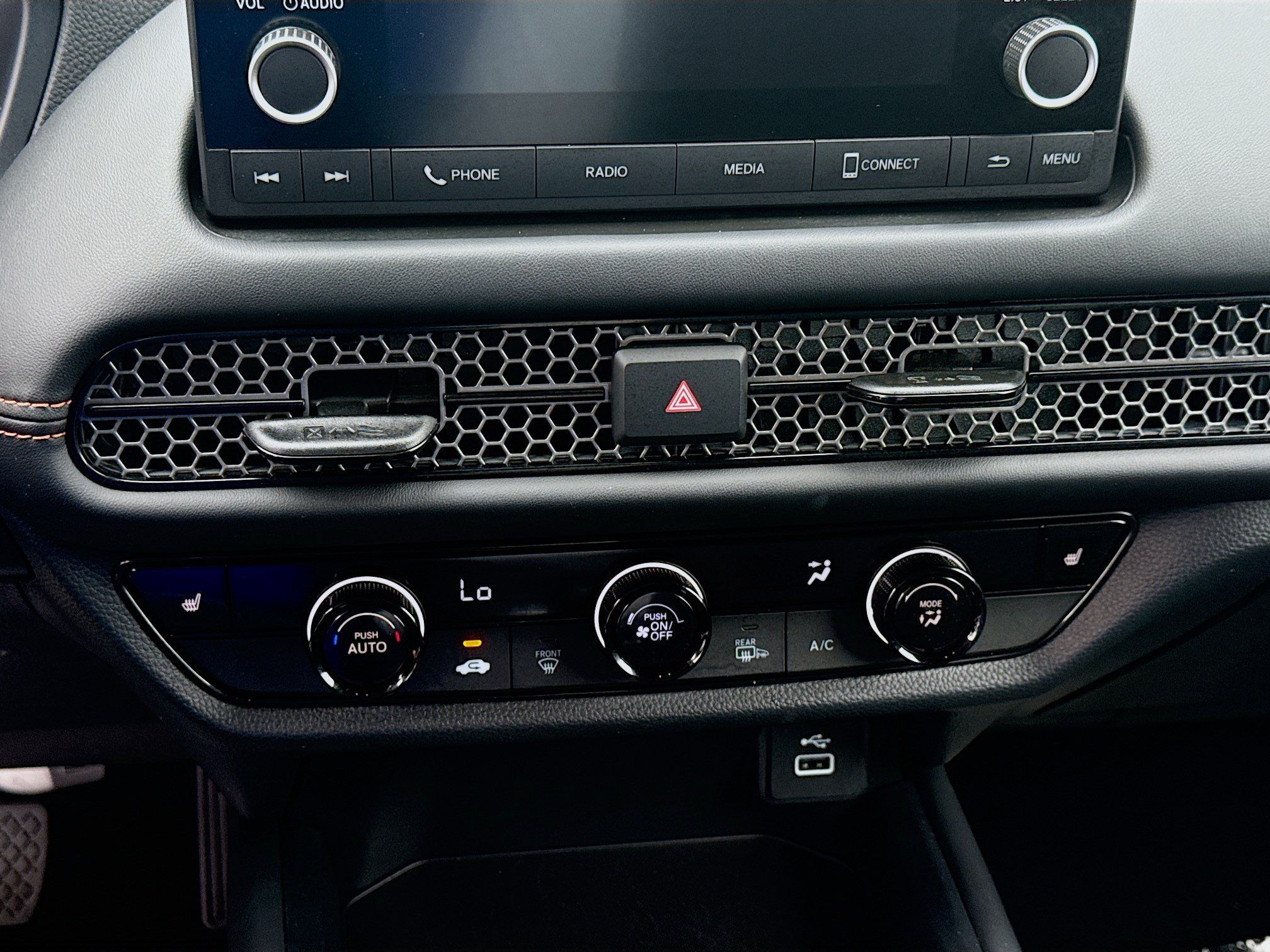 Certified 2025 Honda HR-V Sport image 14
