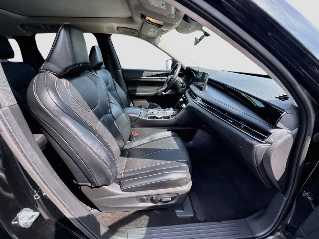Used 2024 INFINITI QX60 Pure FWD image 30