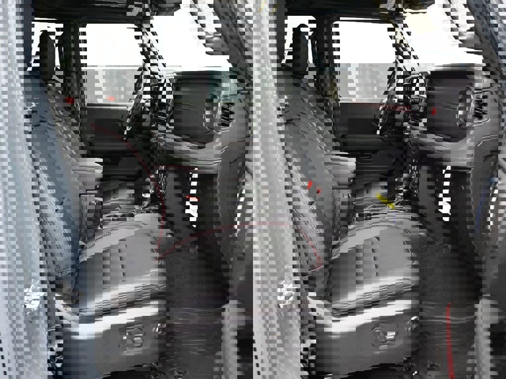 New 2025 Jeep Wrangler Unlimited Rubicon image 24