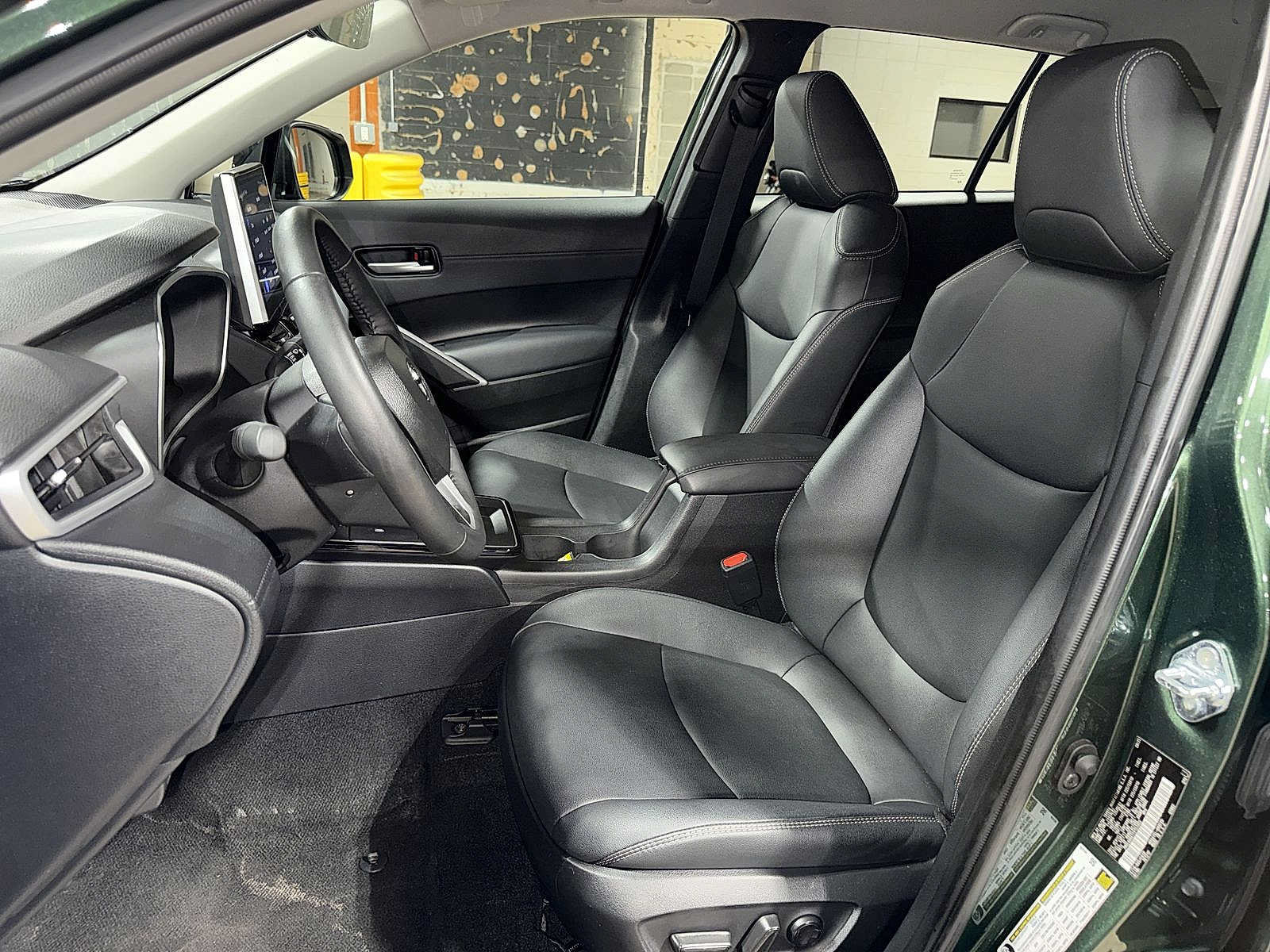 Used 2026 Toyota Corolla Cross XLE AWD/4WD image 15
