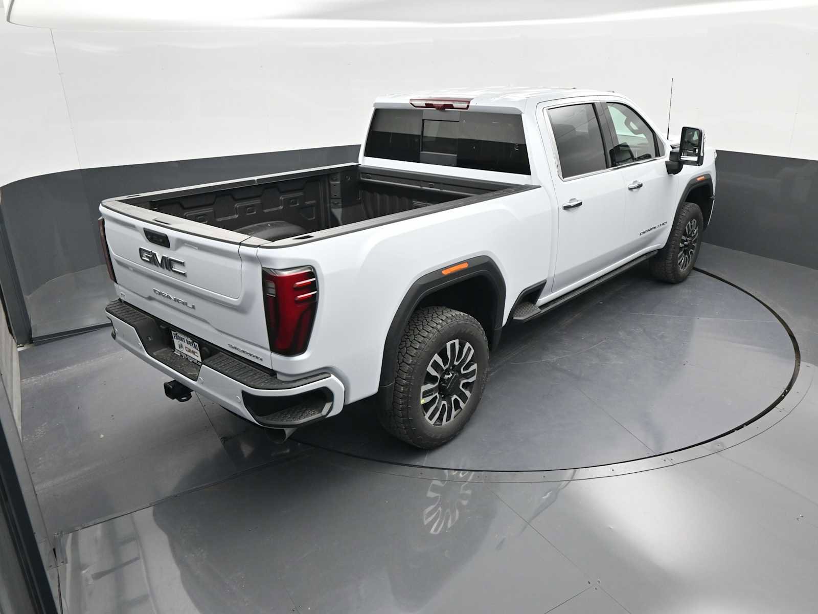 New 2026 GMC Sierra 2500 Denali Ultimate image 32