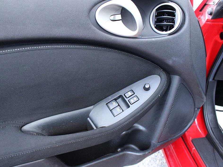 Used 2012 Nissan 370Z Coupe image 10