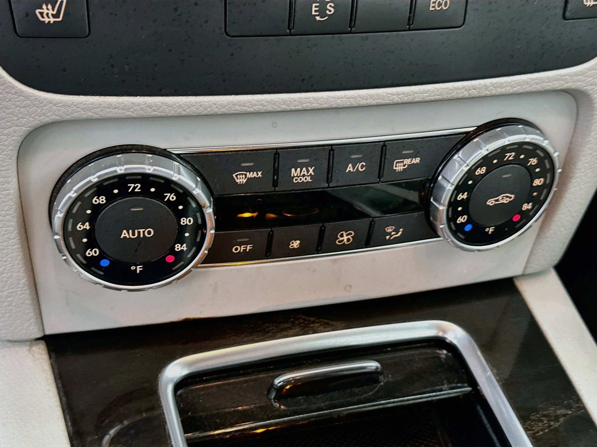 Used 2014 Mercedes-Benz GLK 350 2WD image 23