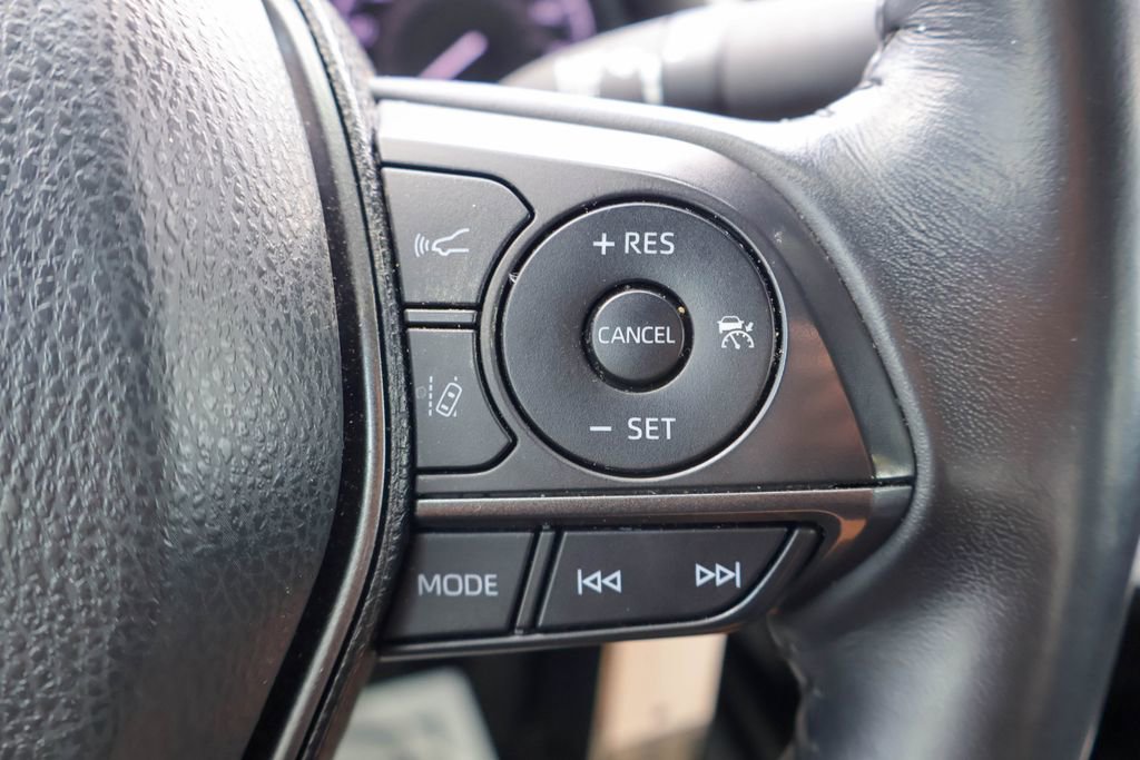 Used 2024 Toyota Camry SE FWD image 14