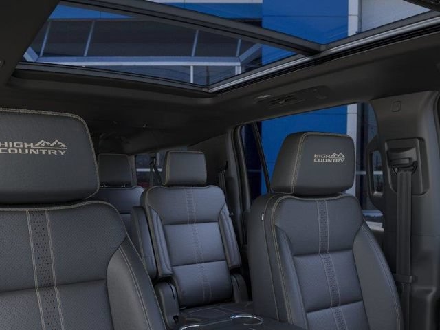 New 2026 Chevrolet Suburban High Country AWD/4WD image 24