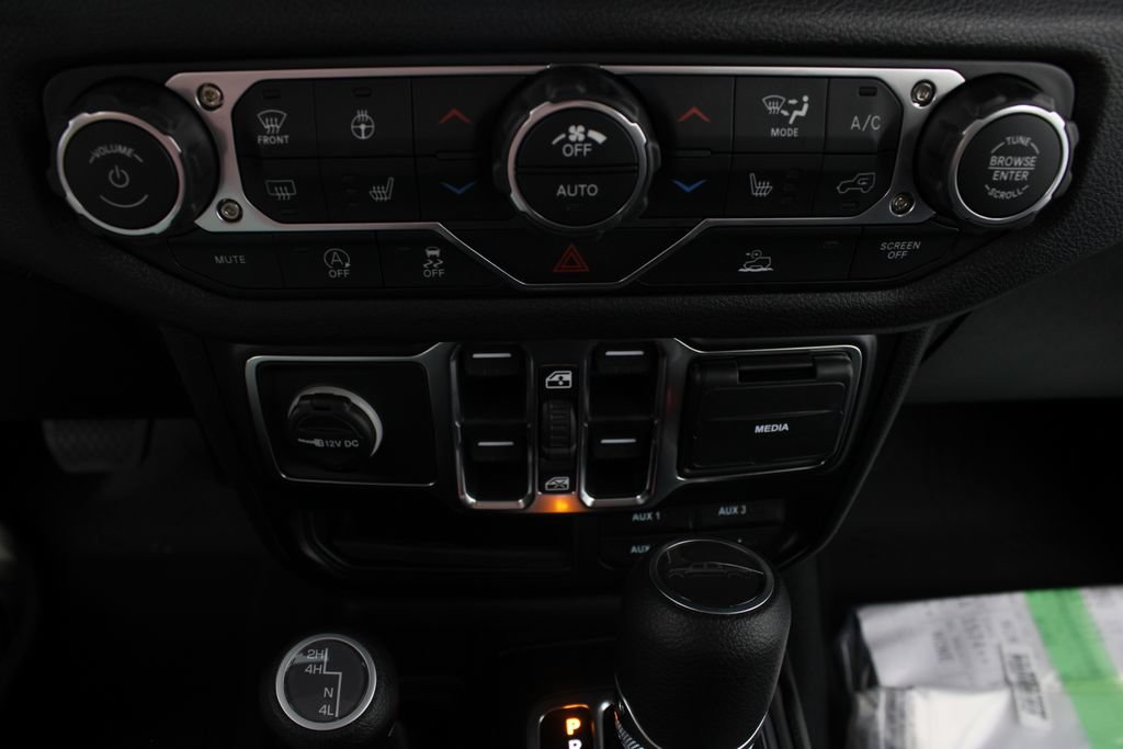 New 2026 Jeep Gladiator Sport AWD/4WD image 6