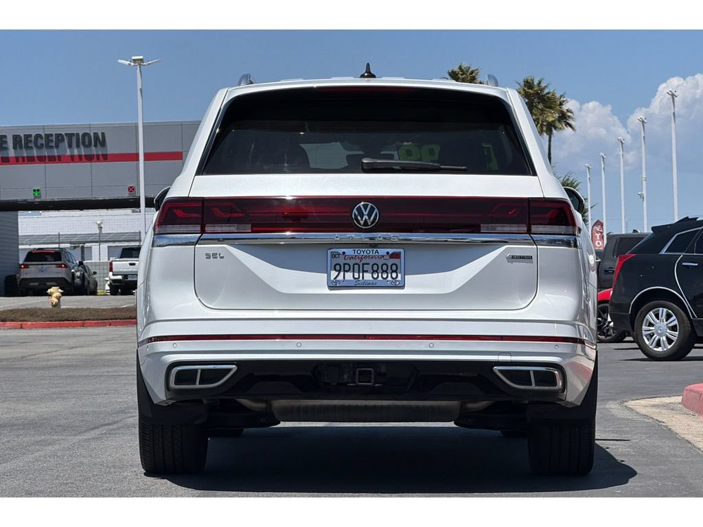 Used 2024 Volkswagen Atlas SEL Premium R-Line AWD/4WD image 5