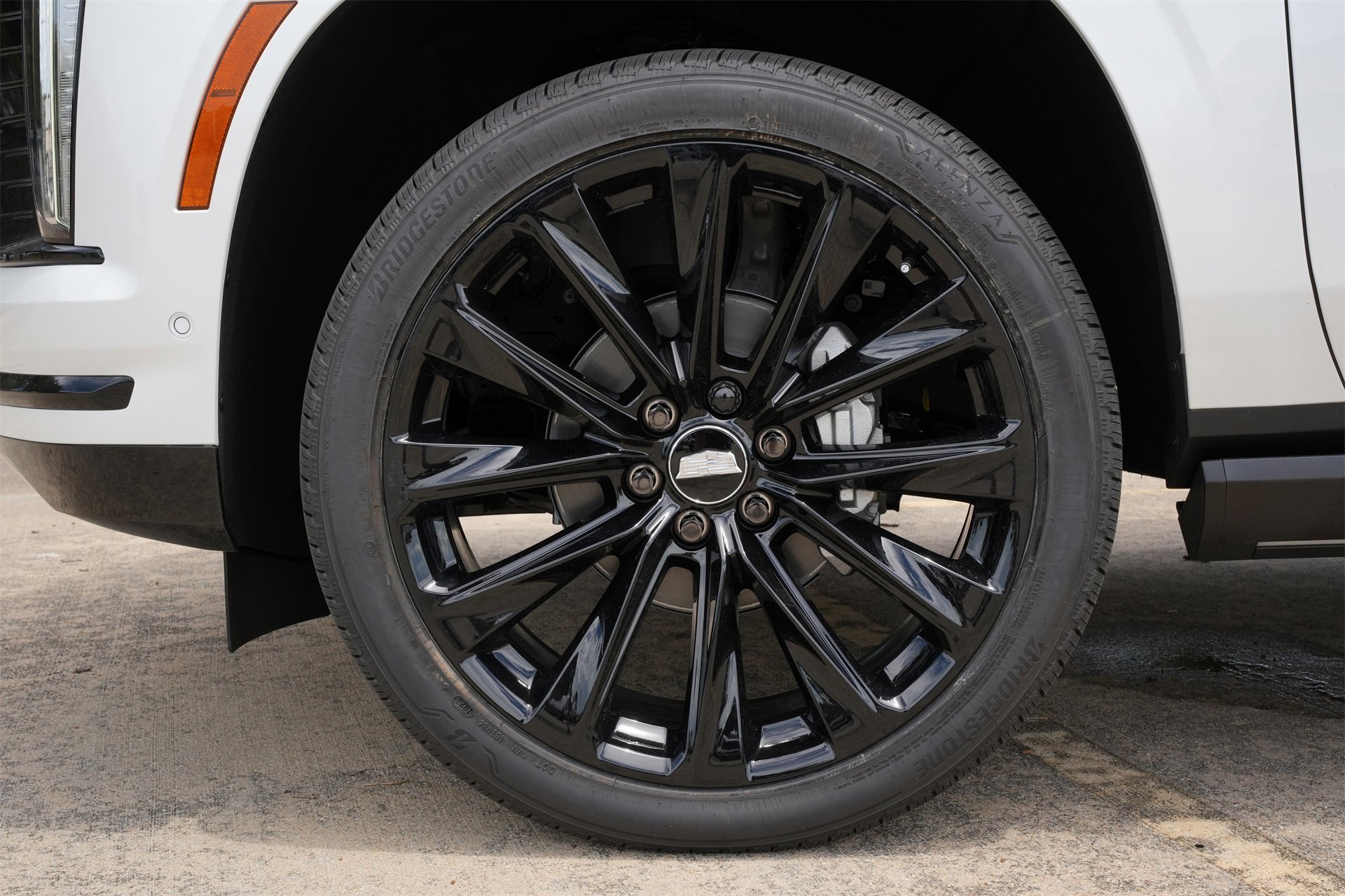 New 2025 Cadillac Escalade Sport Platinum w/ LPO, ONYX Package image 29