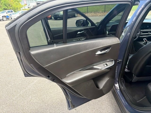 Used 2025 Cadillac XT4 Premium Luxury AWD/4WD image 18