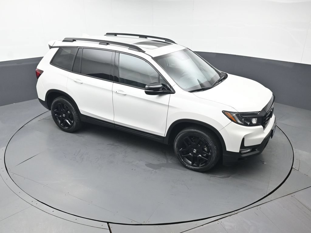 Certified 2024 Honda Passport Black Edition image 43