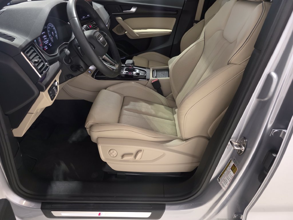 Used 2024 Audi Q5 2.0T Prestige AWD/4WD image 18