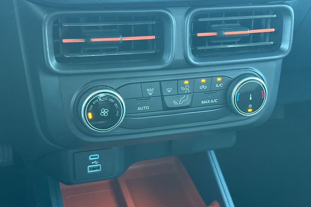 Certified 2022 Ford Maverick XLT image 23