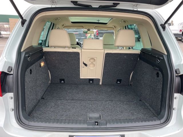 Used 2017 Volkswagen Tiguan Wolfsburg Edition image 34