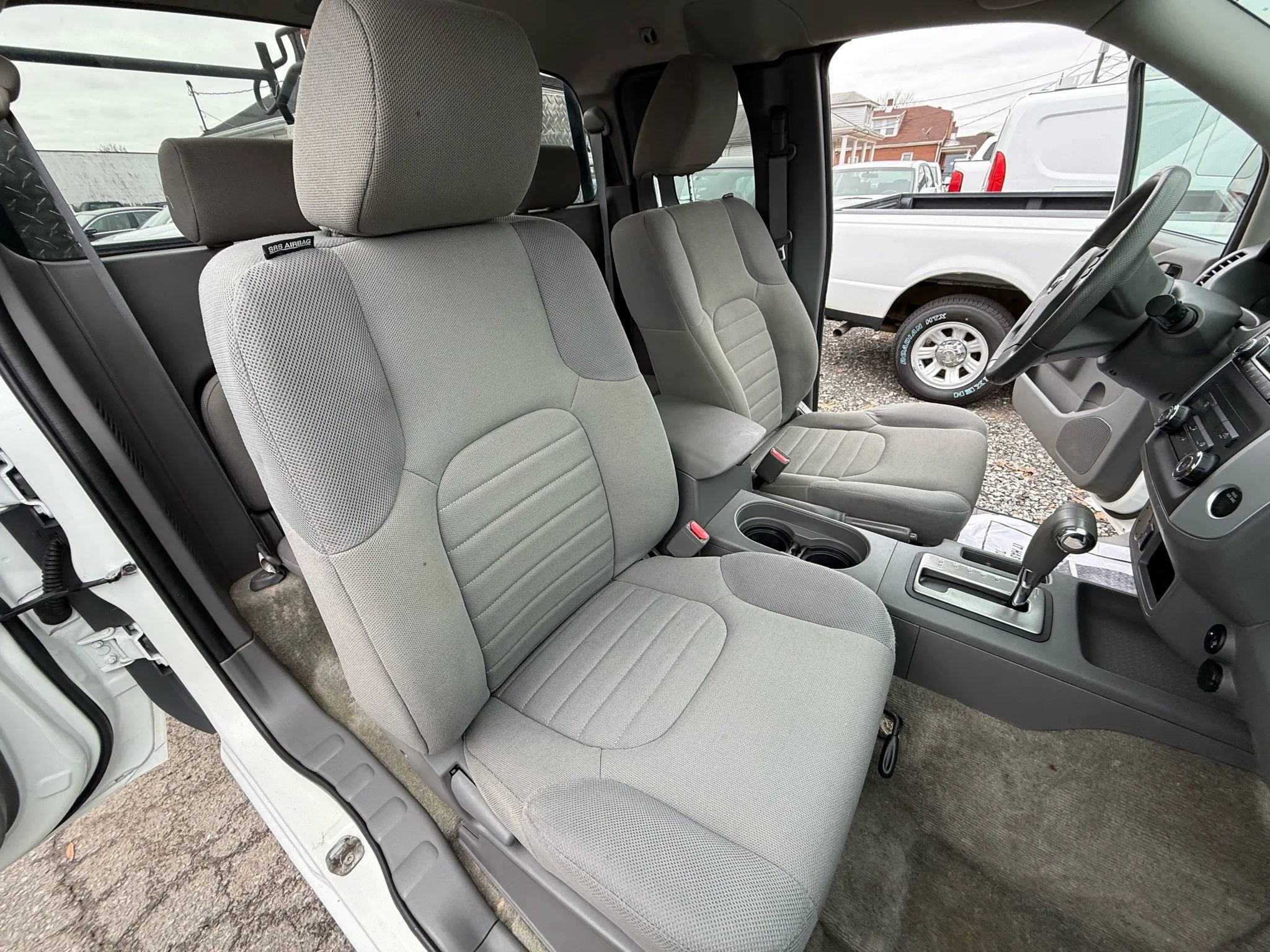 Used 2018 Nissan Frontier S image 25