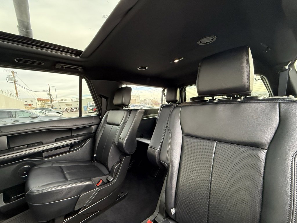 Used 2021 Ford Expedition Max XLT image 8