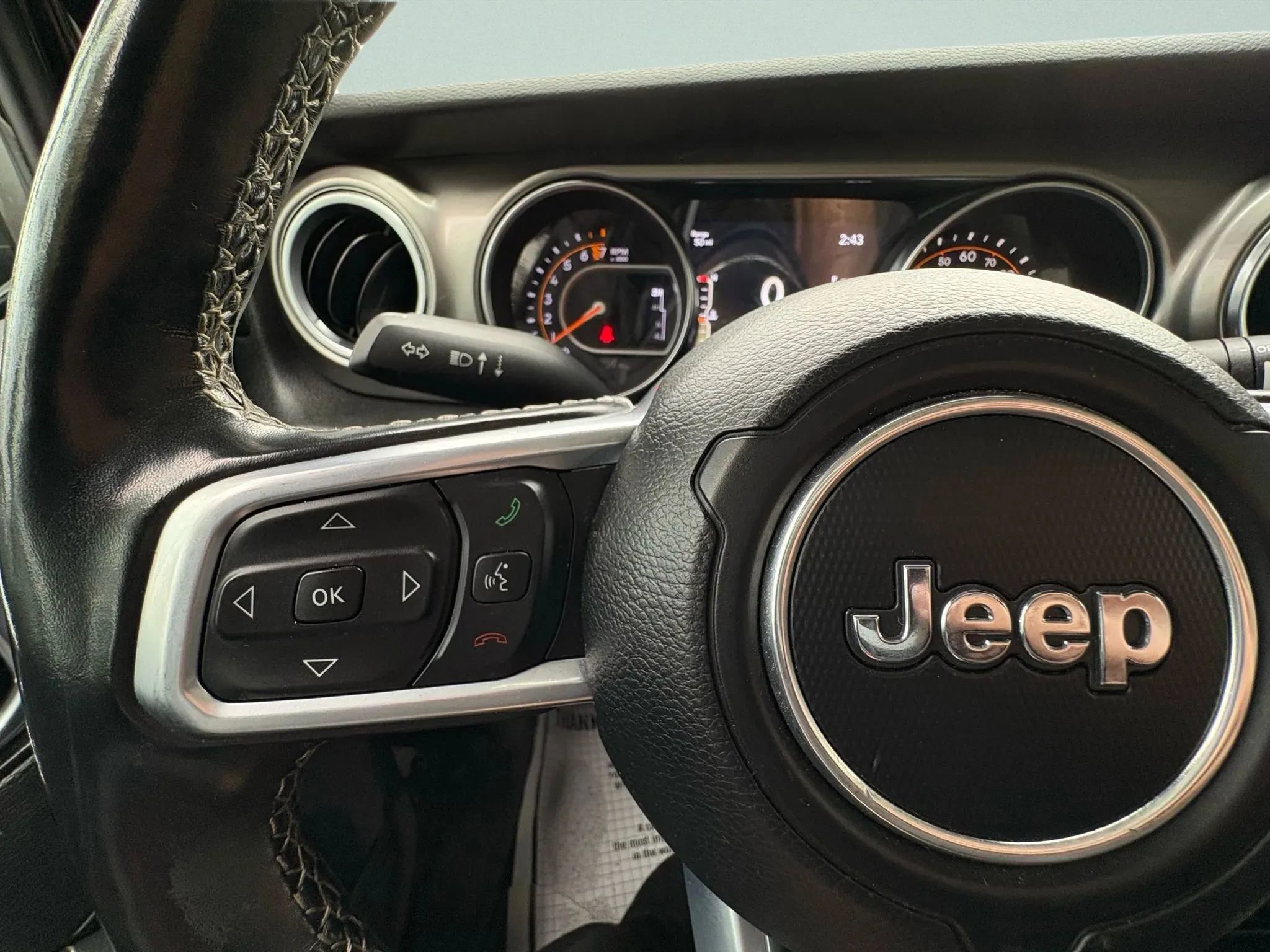 Used 2020 Jeep Gladiator Overland image 31