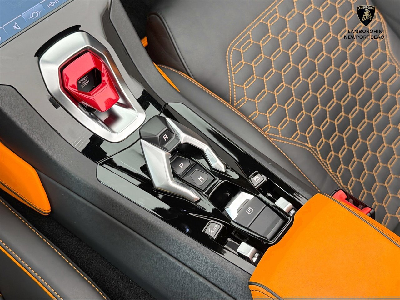 Used 2023 Lamborghini Huracan EVO AWD/4WD image 16