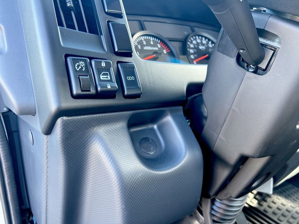 New 2025 Chevrolet Low Cab Forward RWD image 7