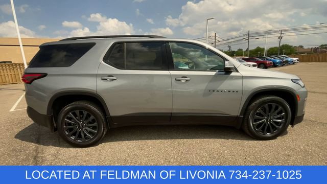 Certified 2023 Chevrolet Traverse RS w/ LPO, Floor Liner Package AWD/4WD image 9