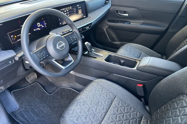 Certified 2026 Nissan Kicks SV w/ Charging Package FWD image 10