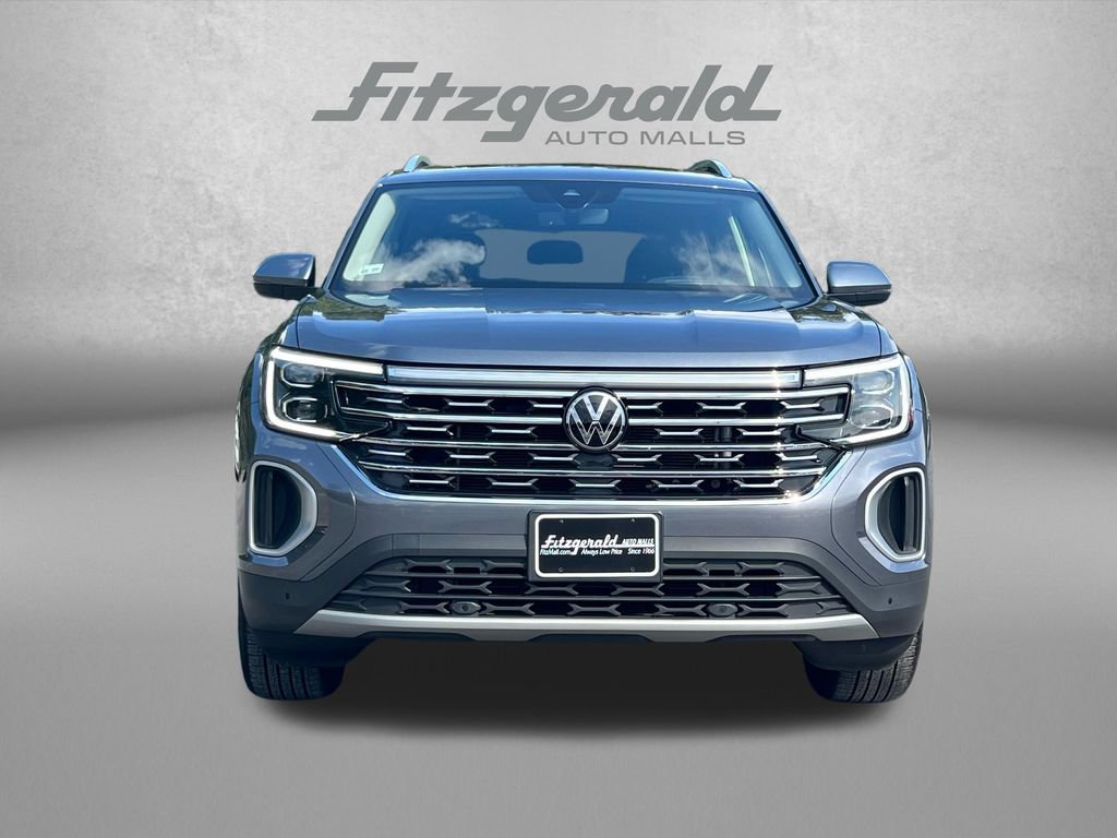 Used 2024 Volkswagen Atlas SEL AWD/4WD image 6