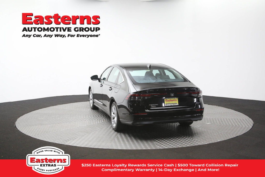 Used 2025 Honda Accord LX image 37