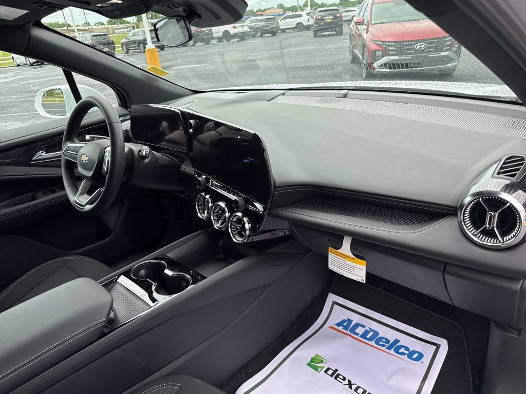 New 2026 Chevrolet Blazer EV LT AWD/4WD image 12