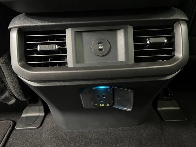 Used 2025 Ford F150 Lariat AWD/4WD image 47