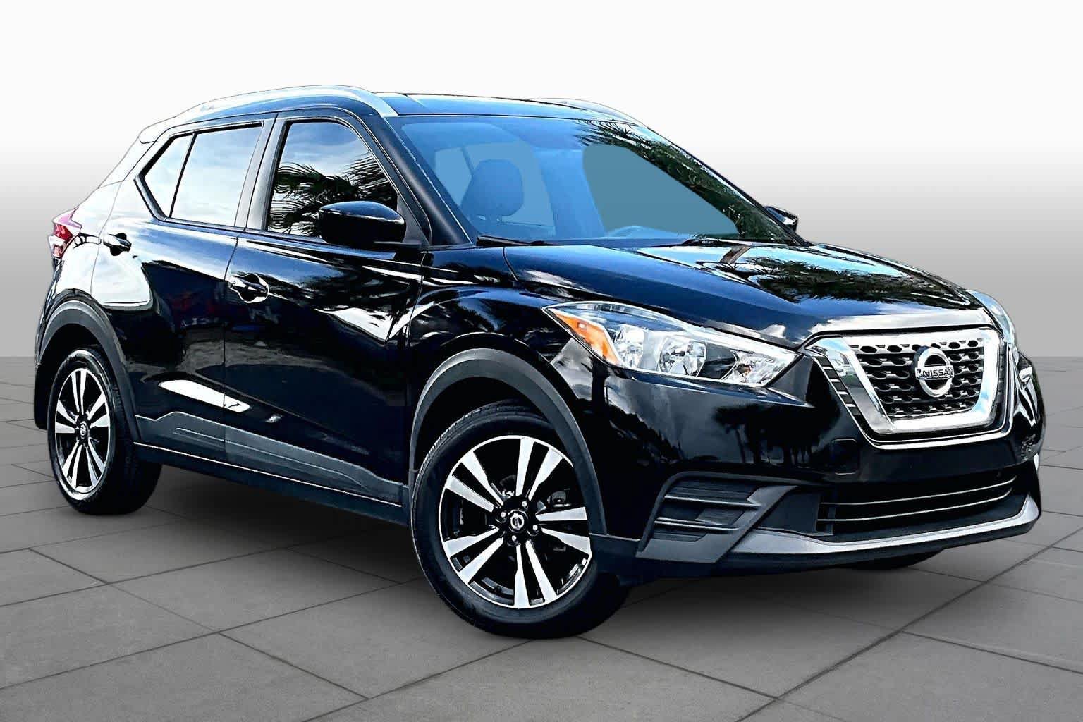 Used 2018 Nissan Kicks SV FWD image 5