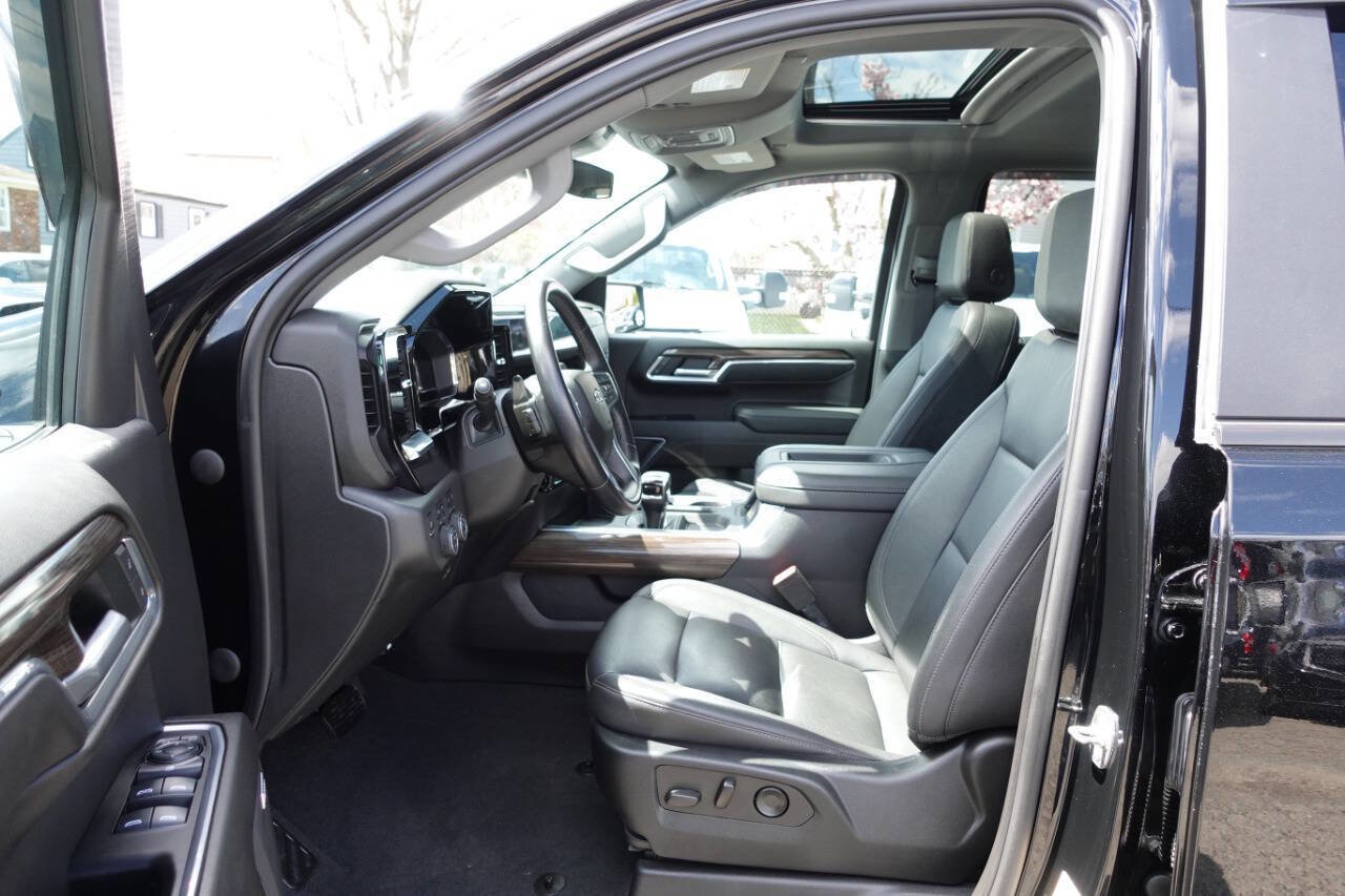 Used 2022 Chevrolet Silverado 1500 LT Trail Boss w/ LT Trail Boss Premium Package AWD/4WD image 21