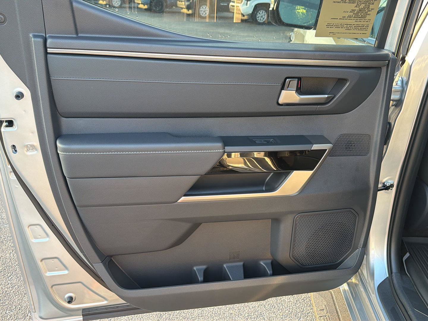 New 2026 Toyota Tundra Limited AWD/4WD image 17
