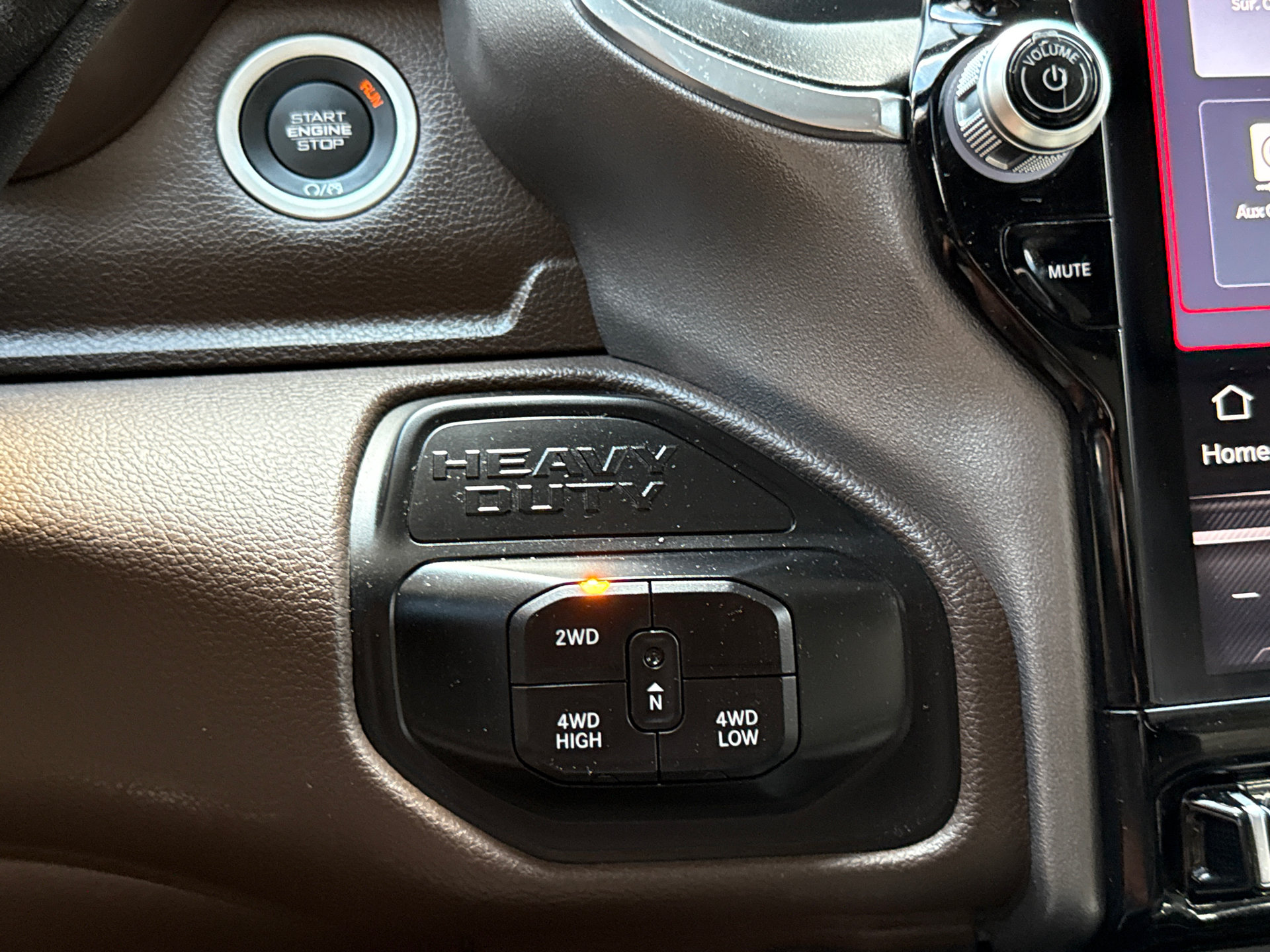 Used 2026 RAM 3500 Laramie AWD/4WD image 29