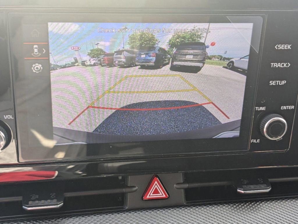 Used 2024 Kia Sportage LX image 20