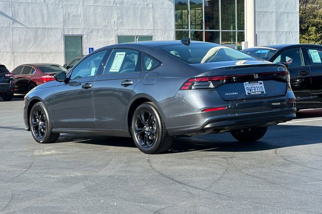 Certified 2025 Honda Accord SE image 5