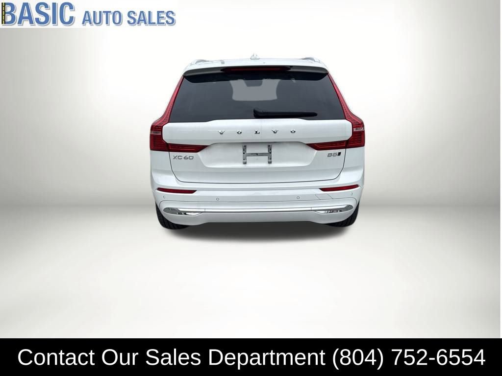 Used 2023 Volvo XC60 B5 Plus image 8