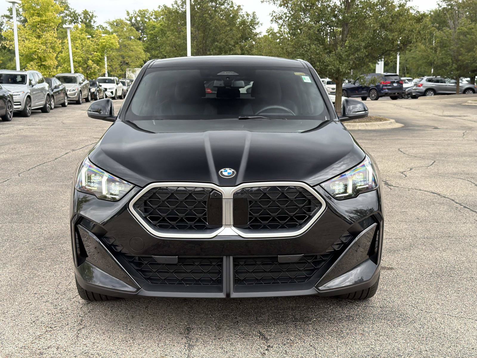 Certified 2025 BMW X2 xDrive28i AWD/4WD image 2