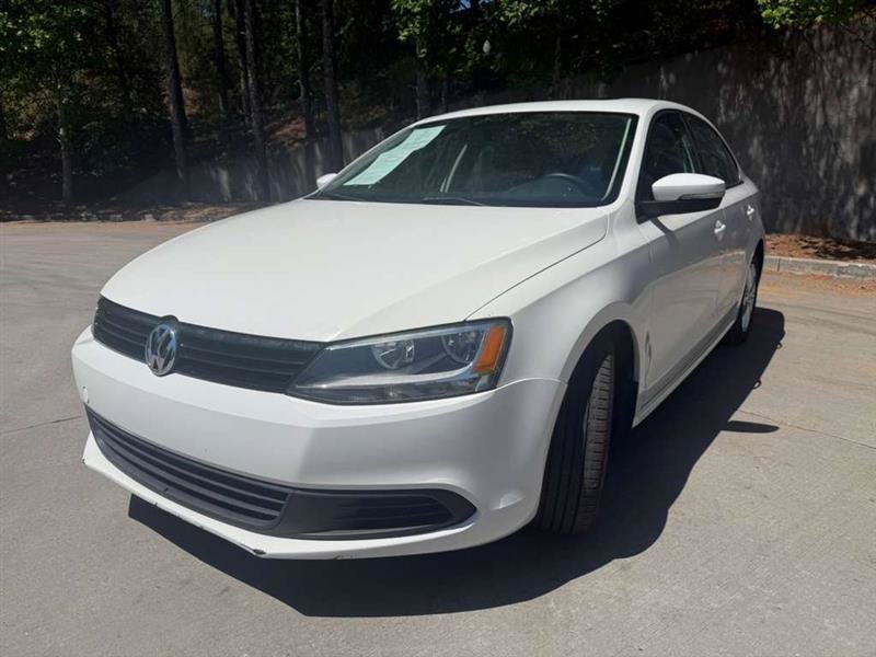 Used 2011 Volkswagen Jetta SE FWD image 5