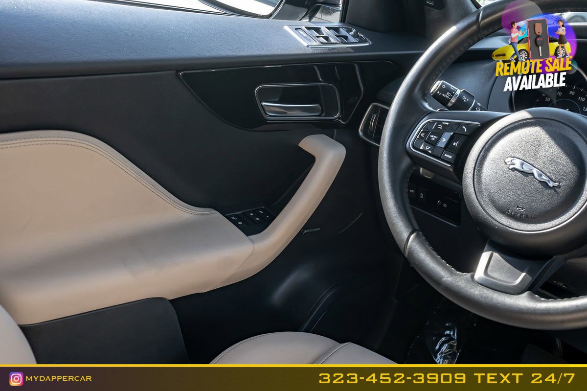 Used 2020 Jaguar F-PACE Premium image 22