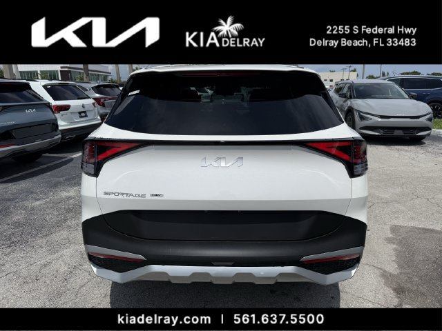 Certified 2024 Kia Sportage EX AWD/4WD image 4
