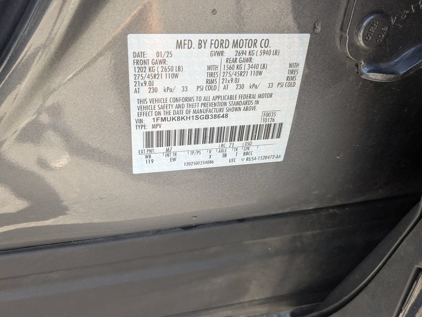 Used 2025 Ford Explorer ST-Line w/ ST-Line Street Pack AWD/4WD image 42