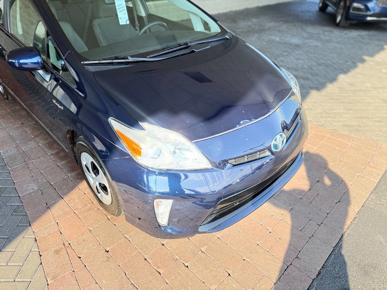 Used 2015 Toyota Prius Two FWD image 16