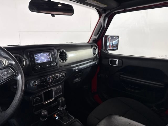 Used 2018 Jeep Wrangler Sport AWD/4WD image 29
