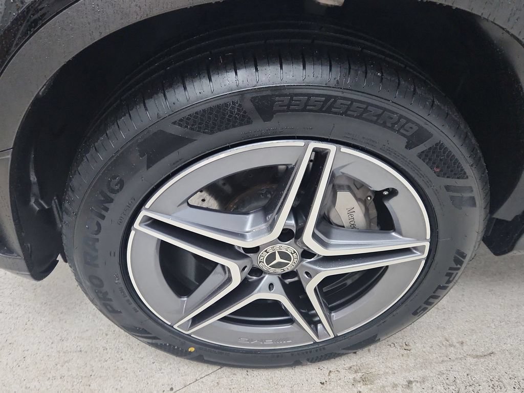 Used 2022 Mercedes-Benz GLC 300 4MATIC image 14