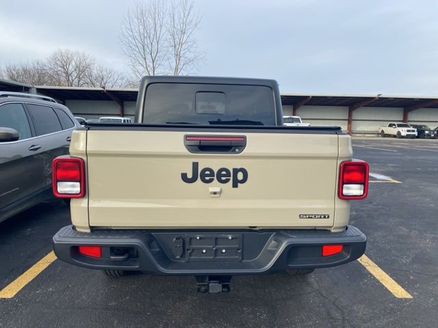 Used 2020 Jeep Gladiator Sport w/ Quick Order Package 24S image 13