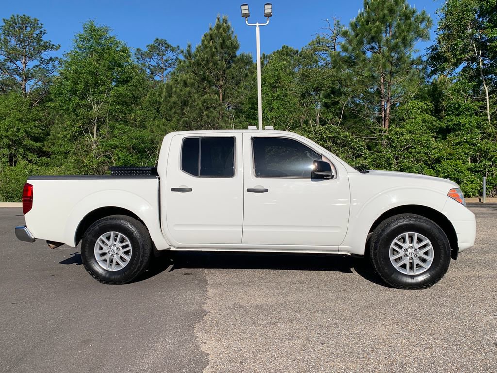 Used 2016 Nissan Frontier SV w/ SV Value Truck Package image 3