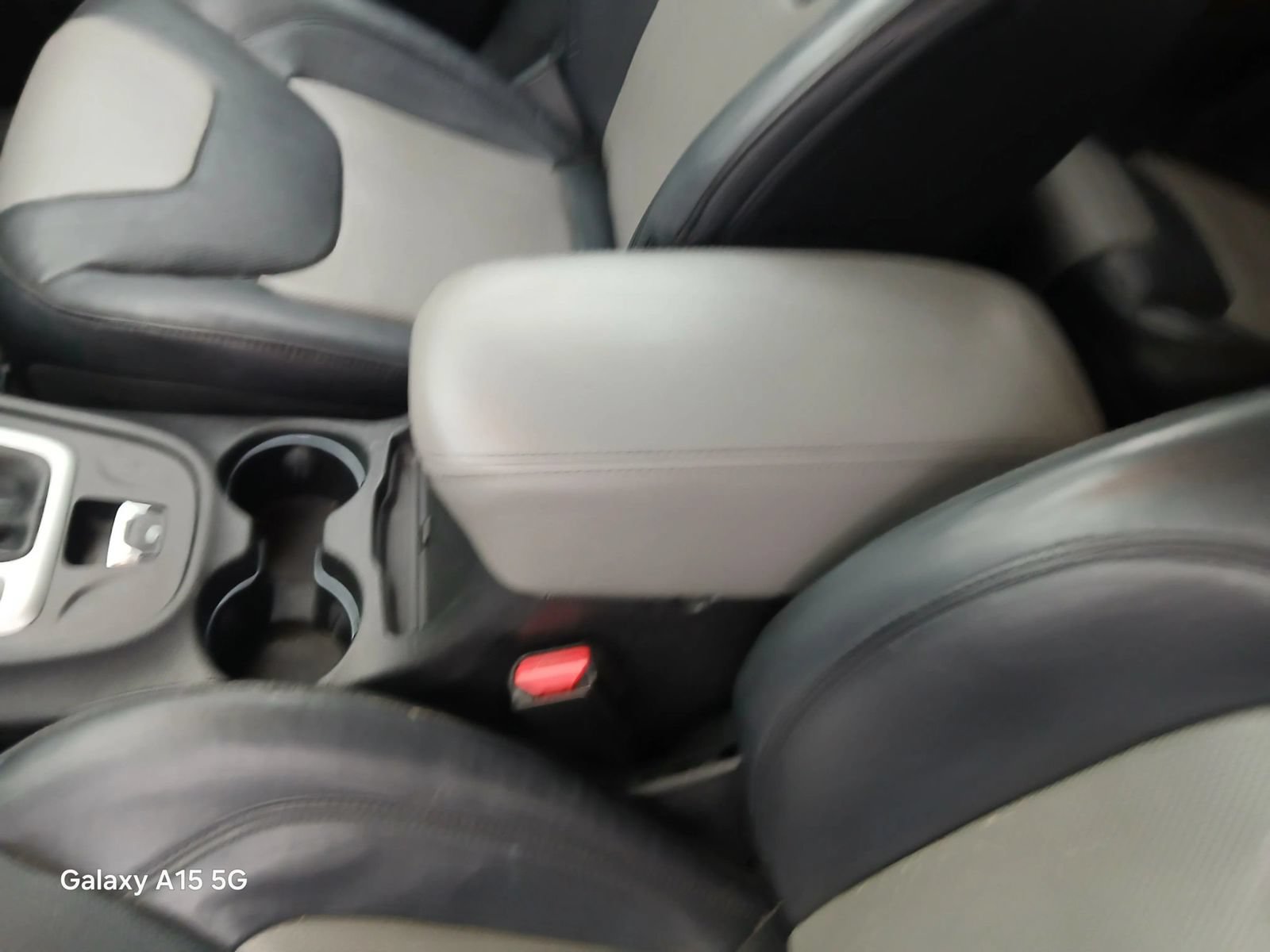 Used 2014 Jeep Cherokee Limited w/ Luxury Group FWD image 5
