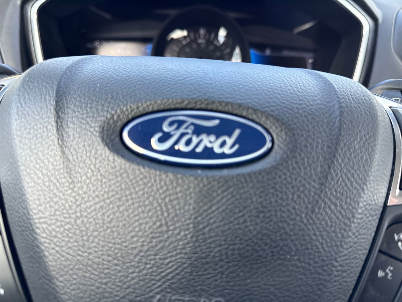 Used 2019 Ford Fusion Energi Titanium image 31
