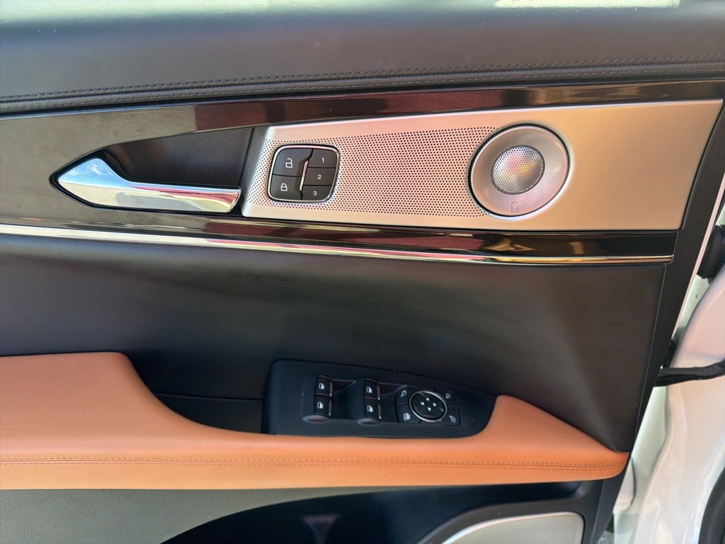 Certified 2022 Lincoln Nautilus Black Label w/ Class II Trailer Tow Package image 25