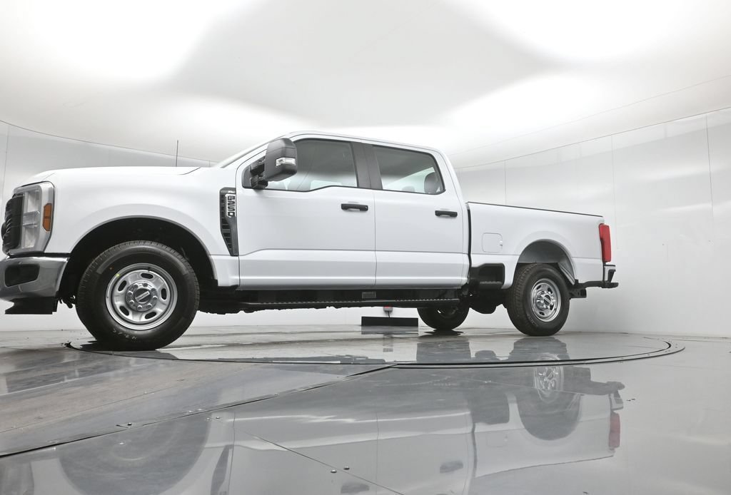 New 2026 Ford F250 XL w/ XL Chrome Package RWD image 48