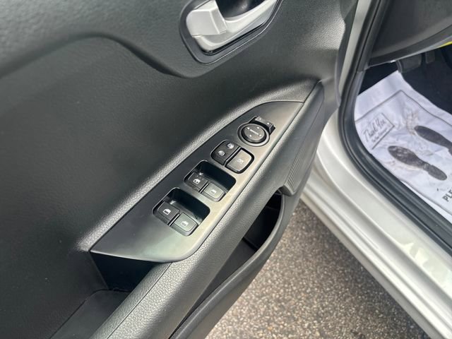 Used 2022 Kia Rio LX FWD image 14